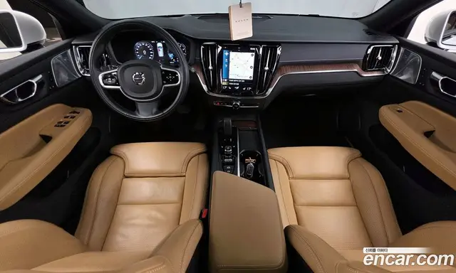 Volvo V60 2021 2.0 автомат (гидро), миниатюра 10 Volvo V60 2021 2.0 автомат (гидро), миниатюра 10