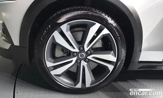 Volvo V60 2021 2.0 автомат (гидро), миниатюра 5