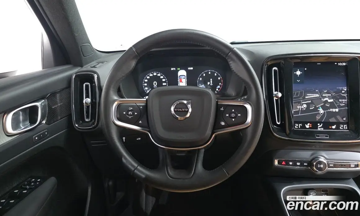 Volvo XC40 2021 2.0 автомат (гидро), фото 17 Volvo XC40 2021 2.0 автомат (гидро), фото 17