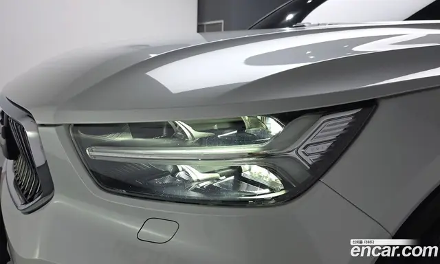 Volvo XC40 2021 2.0 автомат (гидро), миниатюра 7 Volvo XC40 2021 2.0 автомат (гидро), миниатюра 7