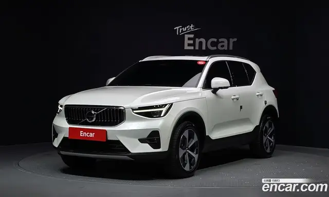 Volvo XC40, 2024, 9 460 км