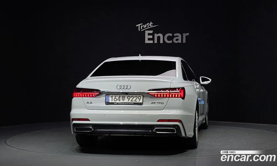 Audi A6 2020 2.0 автомат (гидро), фото 4