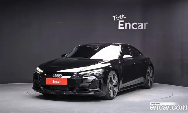 Audi e-tron GT, 2022, 66 393 км