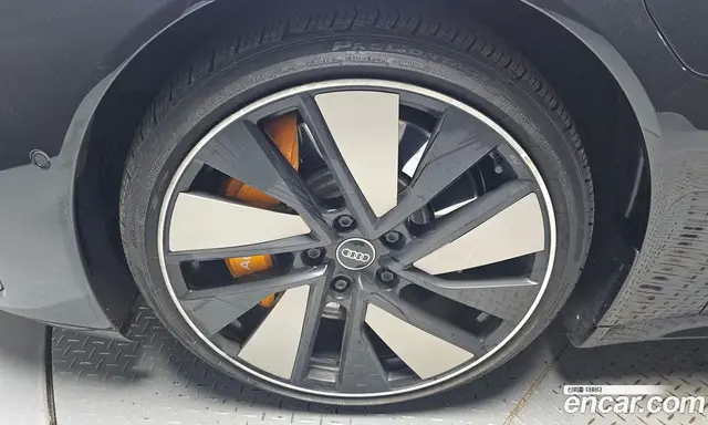 Audi e-tron GT 2022 0.1 автомат (гидро), миниатюра 5
