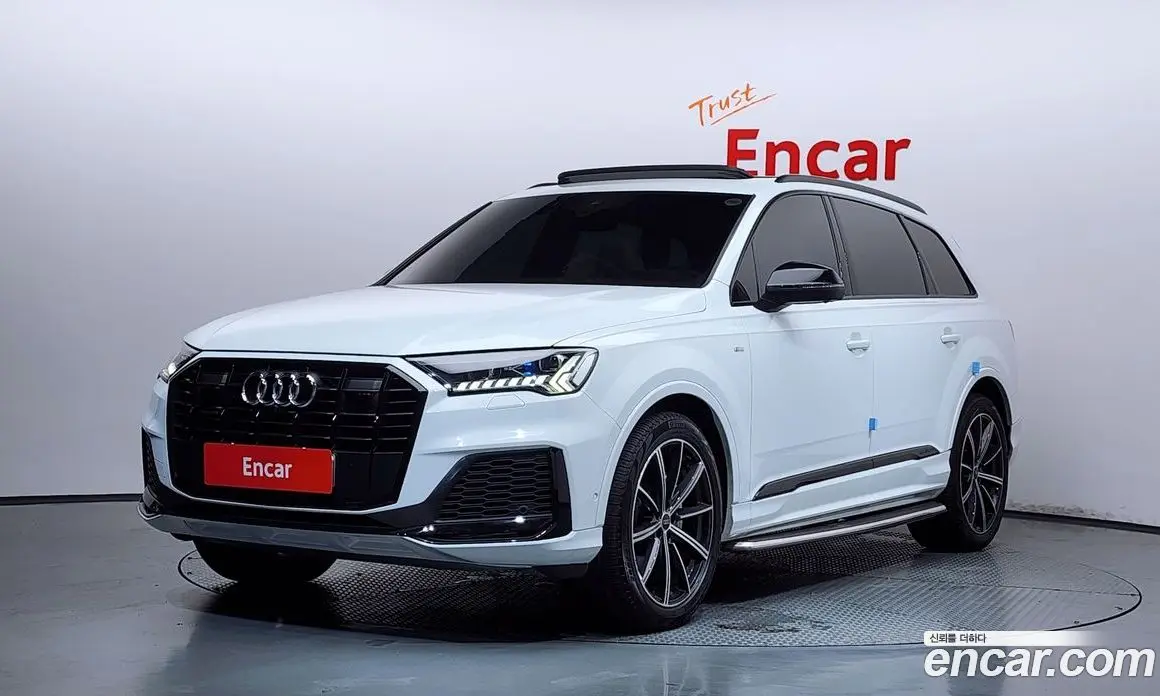 Audi Q7 2021 3.0 автомат (гидро), фото 1 Audi Q7 2021 3.0 автомат (гидро), фото 1