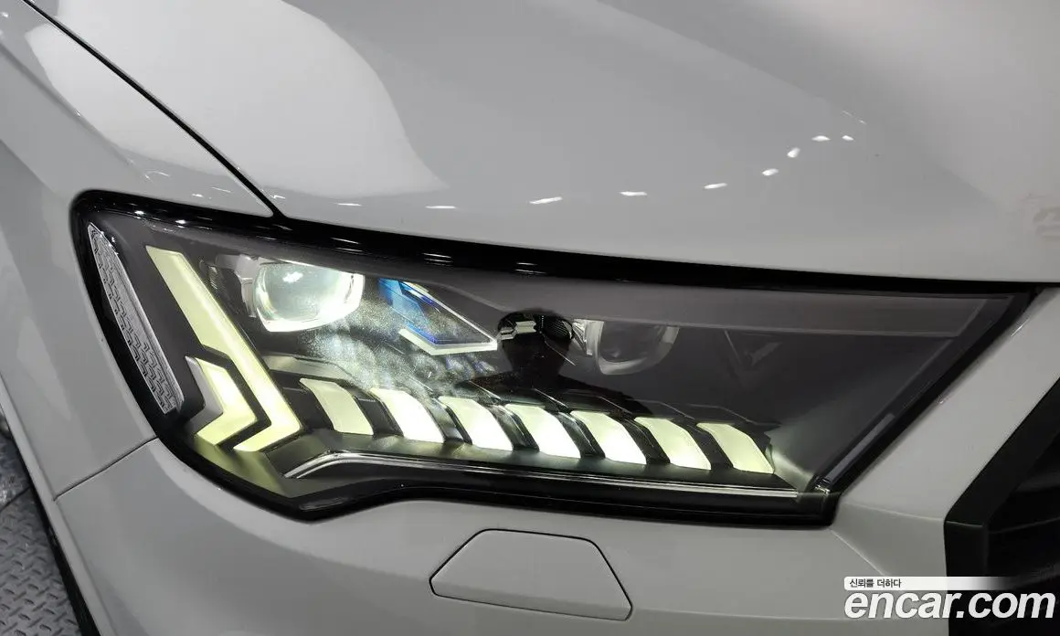 Audi Q7 2021 3.0 автомат (гидро), фото 8 Audi Q7 2021 3.0 автомат (гидро), фото 8