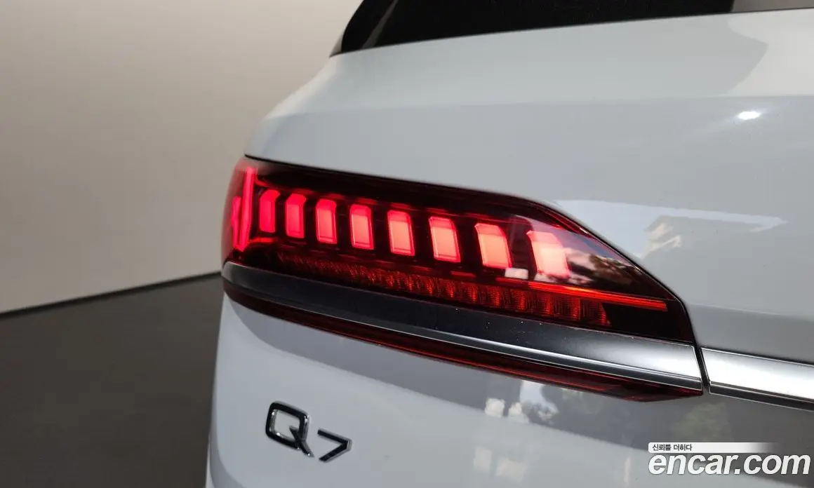 Audi Q7 2021 3.0 автомат (гидро), фото 9 Audi Q7 2021 3.0 автомат (гидро), фото 9