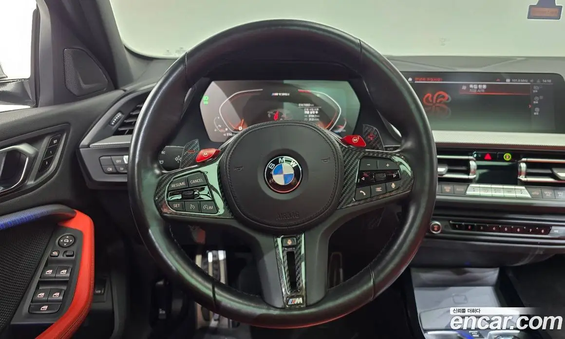 BMW 1 серия 2022 2.0 автомат (гидро), фото 19