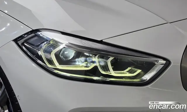 BMW 1 серия 2022 2.0 автомат (гидро), миниатюра 8