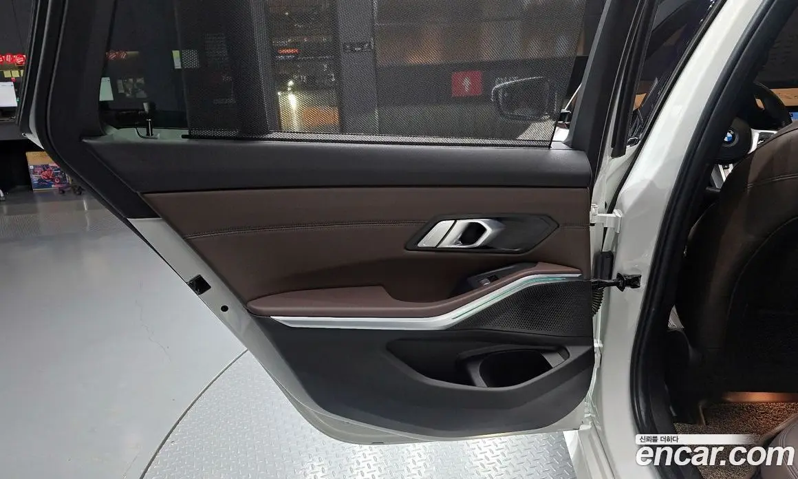 BMW 3 серия 2022 2.0 автомат (гидро), фото 15