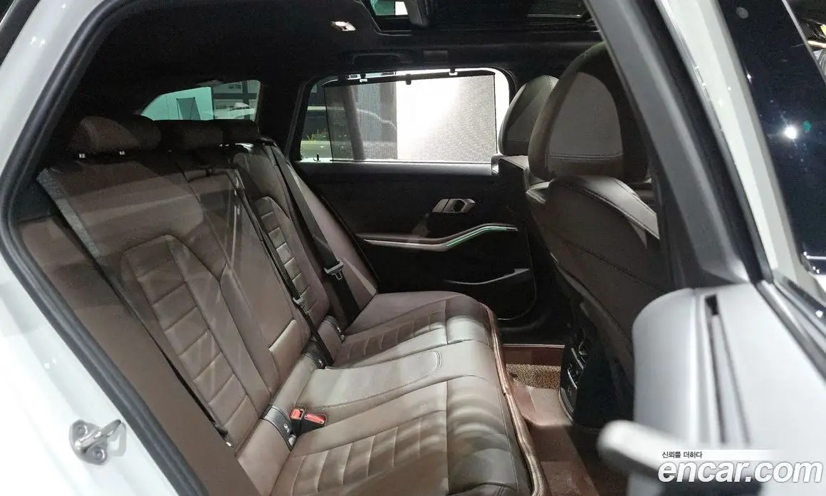 BMW 3 серия 2022 2.0 автомат (гидро), фото 17