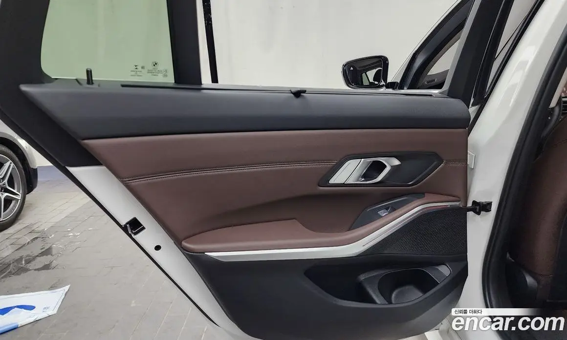 BMW 3 серия 2022 2.0 автомат (гидро), фото 15 BMW 3 серия 2022 2.0 автомат (гидро), фото 15