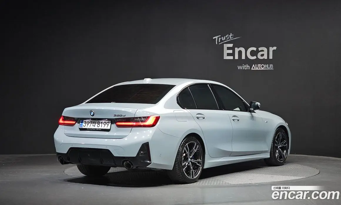 BMW 3 серия 2023 2.0 автомат (гидро), фото 1 BMW 3 серия 2023 2.0 автомат (гидро), фото 1