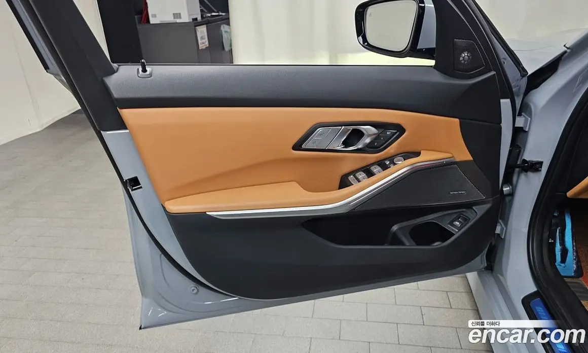 BMW 3 серия 2023 2.0 автомат (гидро), фото 13 BMW 3 серия 2023 2.0 автомат (гидро), фото 13