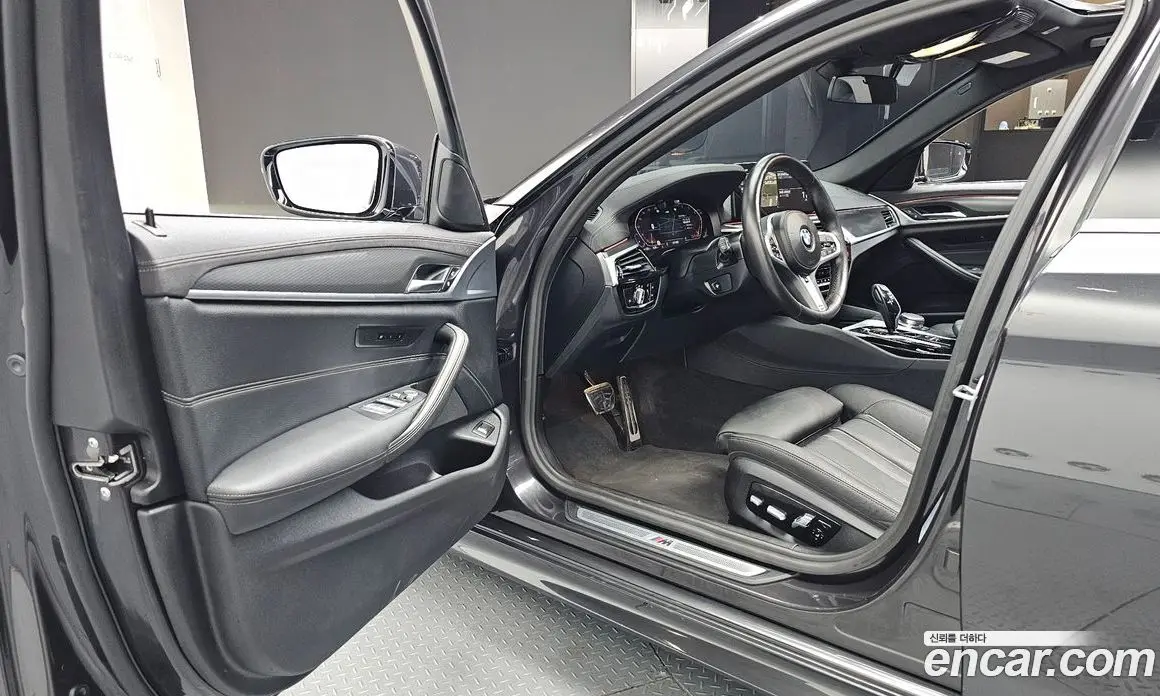 BMW 5 серия 2022 2.0 автомат (гидро), фото 13 BMW 5 серия 2022 2.0 автомат (гидро), фото 13