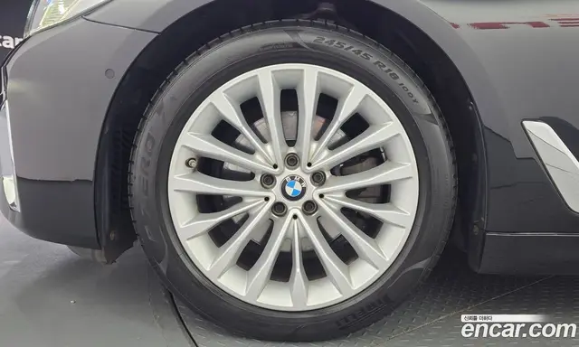 BMW 5 серия 2022 2.0 автомат (гидро), миниатюра 5 BMW 5 серия 2022 2.0 автомат (гидро), миниатюра 5