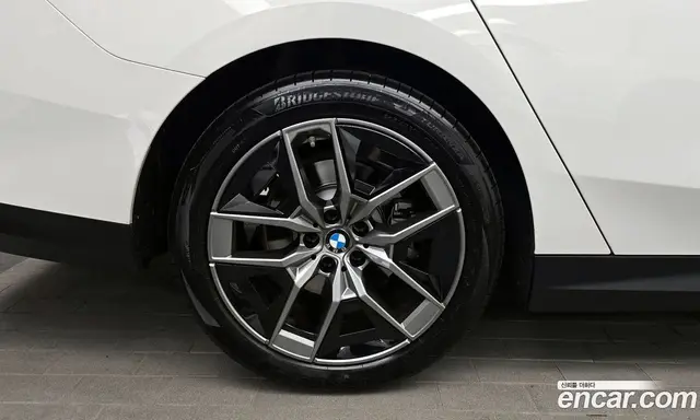 BMW 5 серия 2024 2.0 автомат (гидро), миниатюра 5