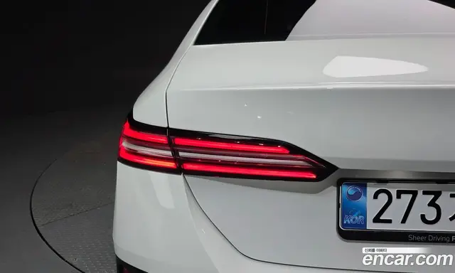 BMW 5 серия 2025 2.0 автомат (гидро), миниатюра 9