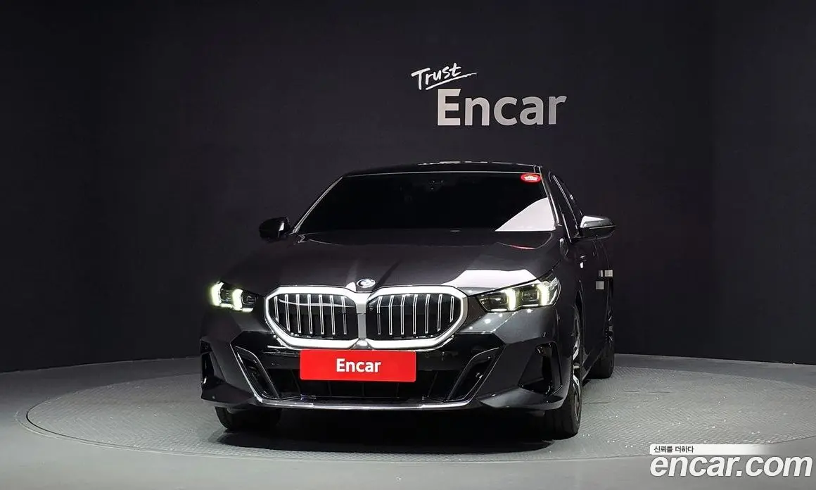 BMW 5 серия 2025 2.0 автомат (гидро), фото 3 BMW 5 серия 2025 2.0 автомат (гидро), фото 3