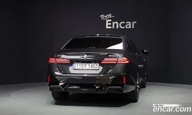BMW 5 серия 2025 2.0 автомат (гидро), миниатюра 4 BMW 5 серия 2025 2.0 автомат (гидро), миниатюра 4