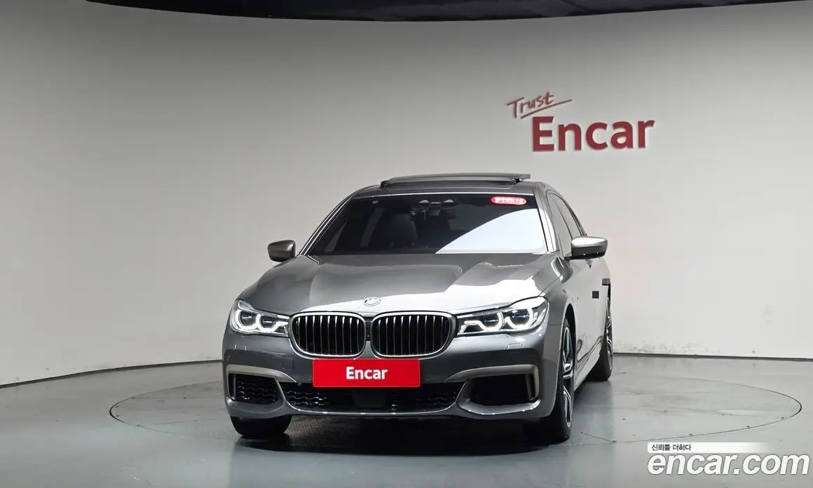 BMW 7 серия 2017 6.6 автомат (гидро), фото 2 BMW 7 серия 2017 6.6 автомат (гидро), фото 2