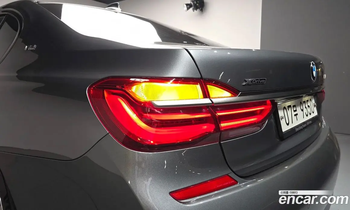 BMW 7 серия 2017 6.6 автомат (гидро), фото 8 BMW 7 серия 2017 6.6 автомат (гидро), фото 8