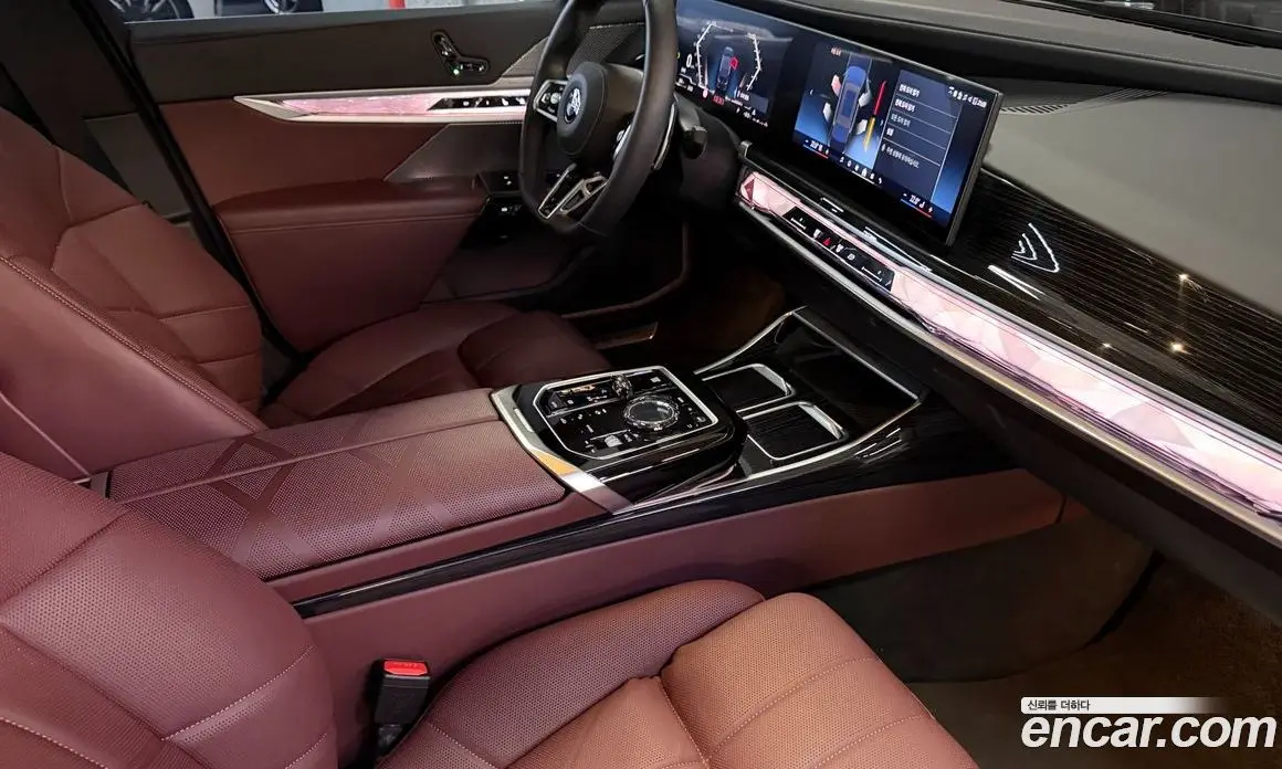 BMW 7 серия 2024 3.0 автомат (гидро), фото 16