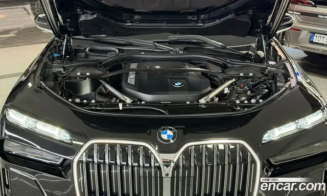 BMW 7 серия 2024 3.0 автомат (гидро), миниатюра 6