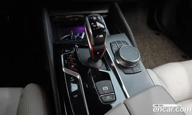 BMW M5 2020 4.4 автомат (гидро), миниатюра 12