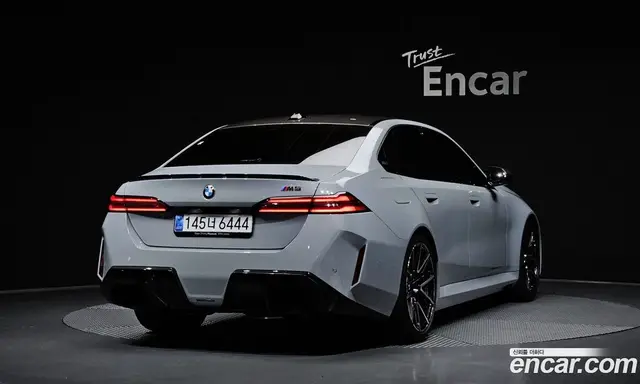 BMW M5 2026 4.4 автомат (гидро), миниатюра 2