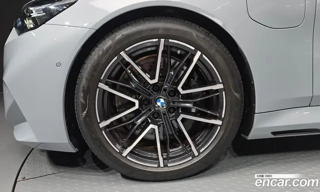 BMW M5 2026 4.4 автомат (гидро), миниатюра 5