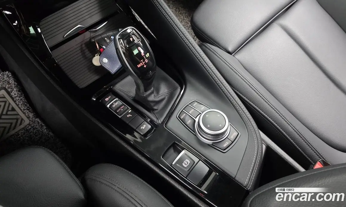 BMW X2 2022 2.0 автомат (гидро), фото 12