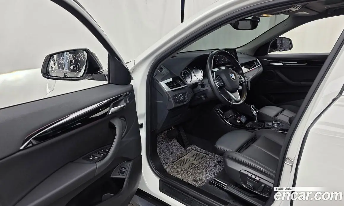 BMW X2 2022 2.0 автомат (гидро), фото 13