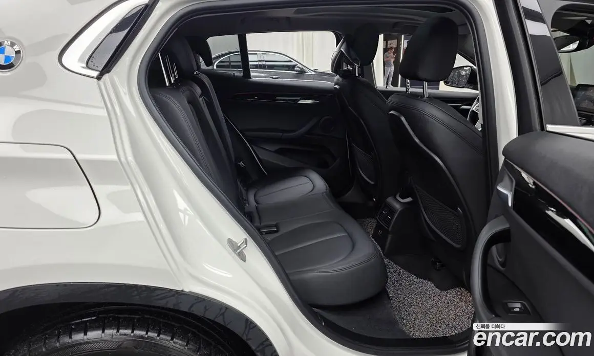 BMW X2 2022 2.0 автомат (гидро), фото 18