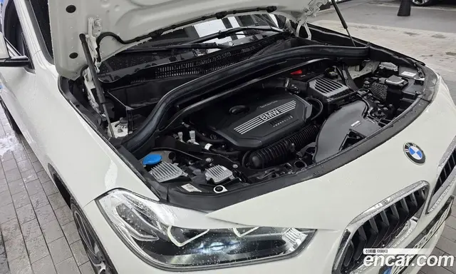 BMW X2 2022 2.0 автомат (гидро), миниатюра 6