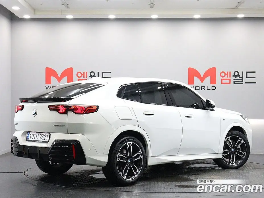 BMW X2 2025 2.0 автомат (гидро), фото 3