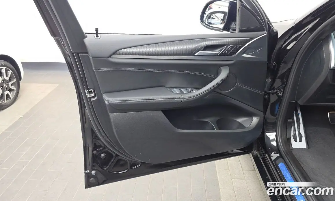 BMW X4 2023 2.0 автомат (гидро), фото 13 BMW X4 2023 2.0 автомат (гидро), фото 13