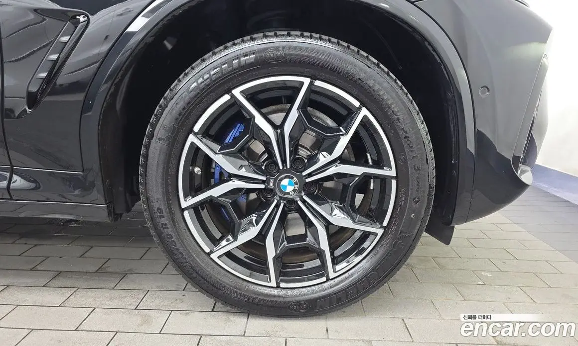 BMW X4 2023 2.0 автомат (гидро), фото 6 BMW X4 2023 2.0 автомат (гидро), фото 6