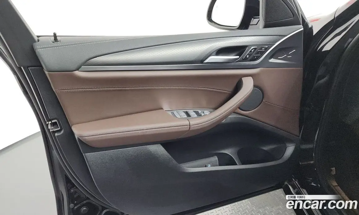 BMW X4 2025 2.0 автомат (гидро), фото 14 BMW X4 2025 2.0 автомат (гидро), фото 14