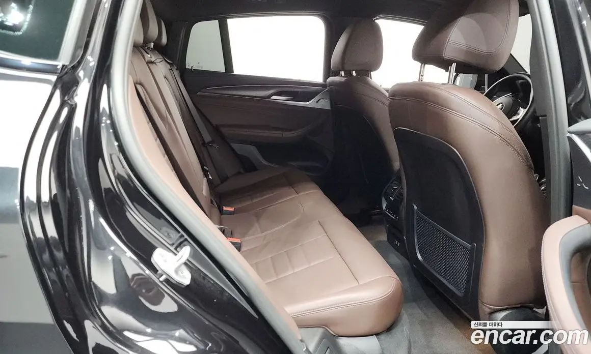 BMW X4 2025 2.0 автомат (гидро), фото 17 BMW X4 2025 2.0 автомат (гидро), фото 17