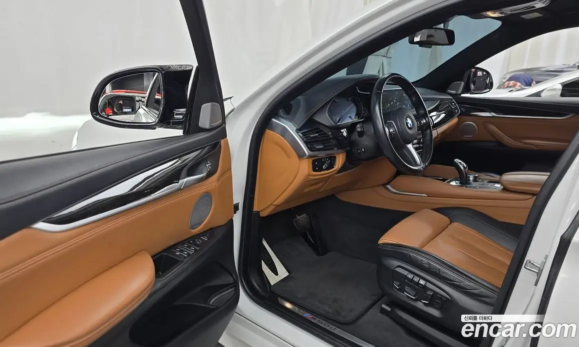 BMW X6 2018 3.0 автомат (гидро), фото 13