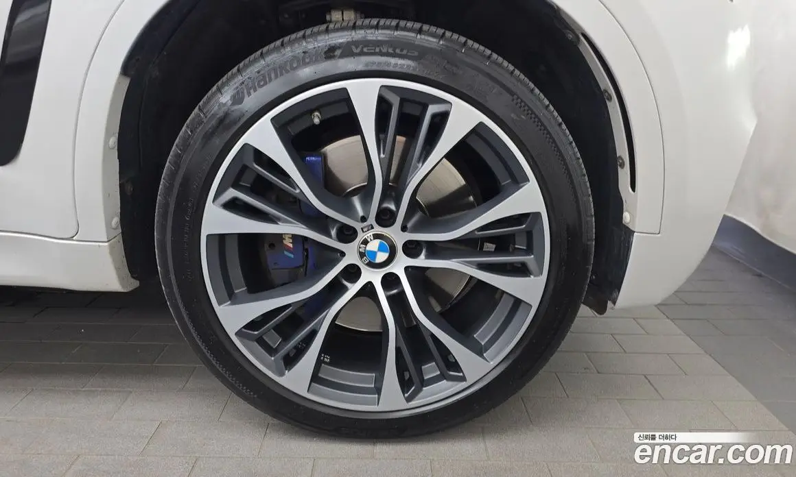 BMW X6 2018 3.0 автомат (гидро), фото 7