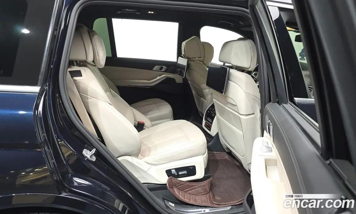 BMW X7 2022 3.0 автомат (гидро), фото 18 BMW X7 2022 3.0 автомат (гидро), фото 18