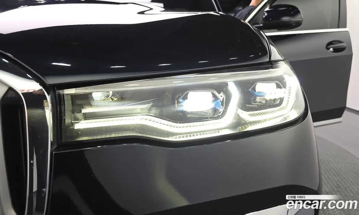 BMW X7 2022 3.0 автомат (гидро), фото 8 BMW X7 2022 3.0 автомат (гидро), фото 8