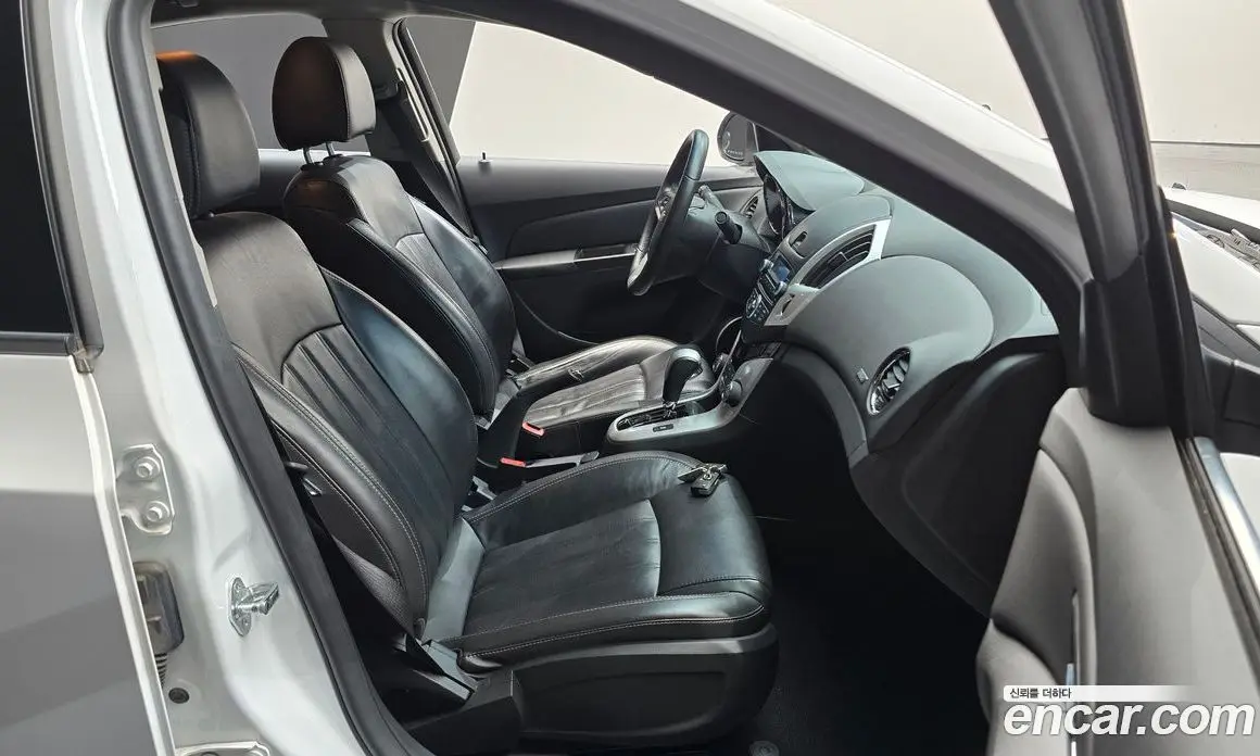 Chevrolet Cruze 2014 1.4 автомат (гидро), фото 16 Chevrolet Cruze 2014 1.4 автомат (гидро), фото 16