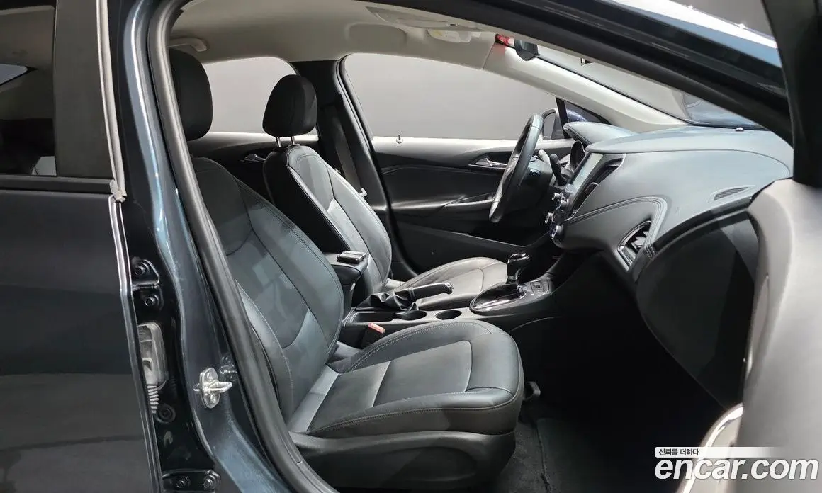 Chevrolet Cruze 2017 1.4 автомат (гидро), фото 16 Chevrolet Cruze 2017 1.4 автомат (гидро), фото 16