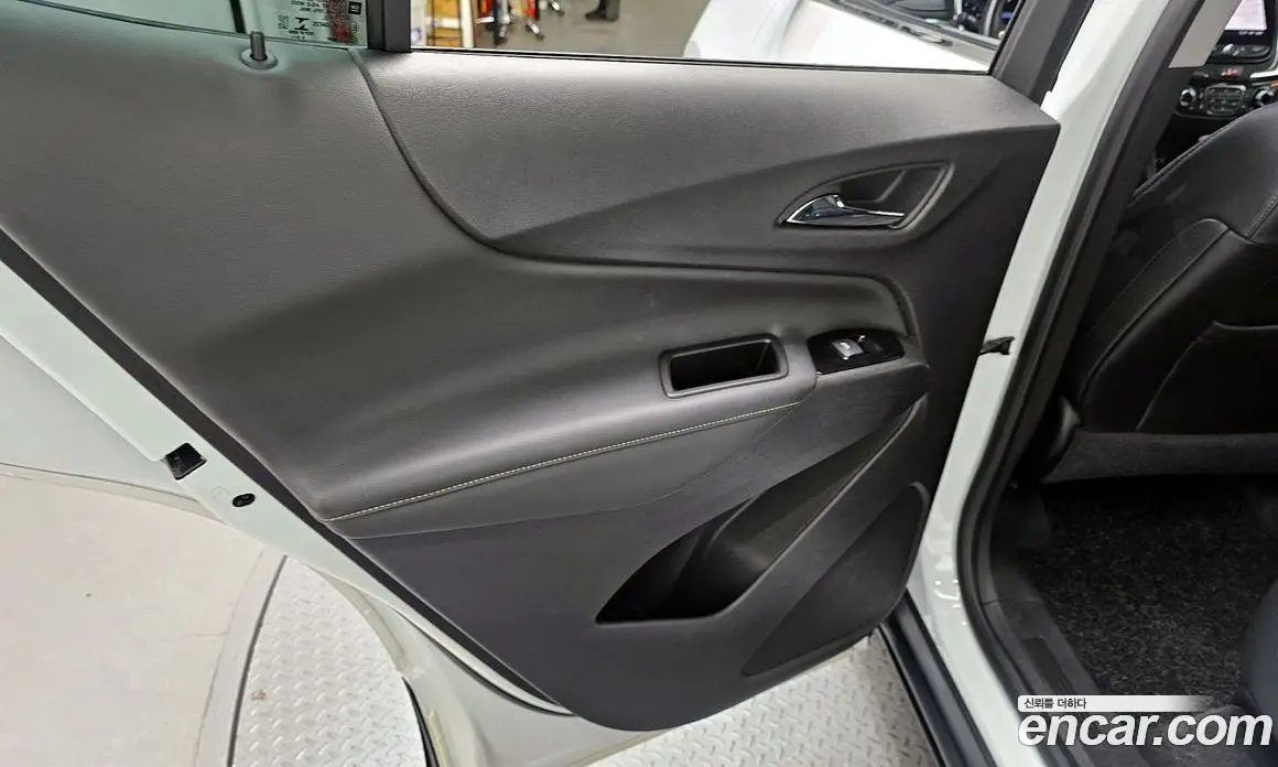 Chevrolet Equinox 2022 1.5 автомат (гидро), фото 15 Chevrolet Equinox 2022 1.5 автомат (гидро), фото 15