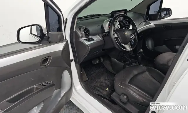 Chevrolet Spark 2013 1.0 автомат (гидро), миниатюра 11