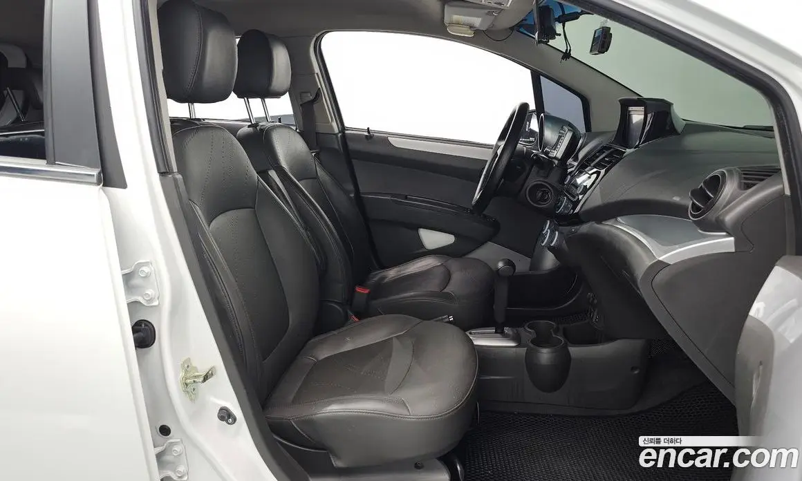Chevrolet Spark 2013 1.0 автомат (гидро), фото 10