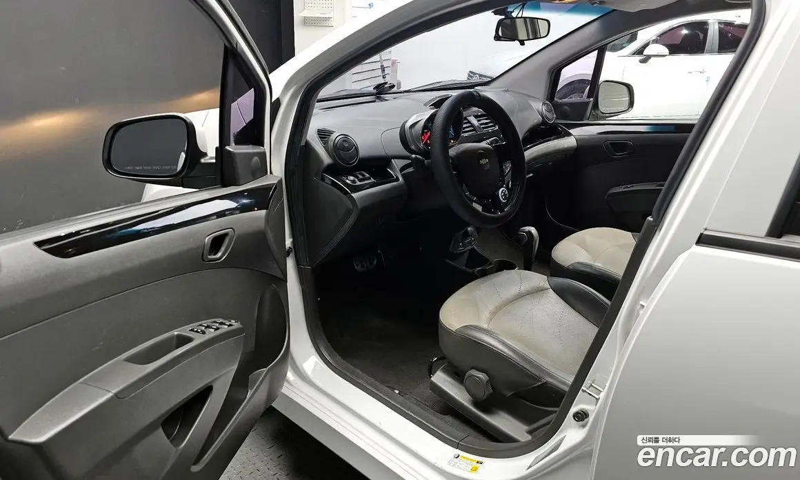 Chevrolet Spark 2015 1.0 автомат (гидро), фото 13 Chevrolet Spark 2015 1.0 автомат (гидро), фото 13